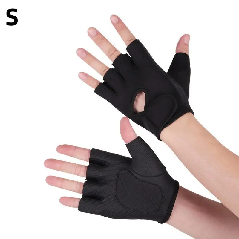 Fitness Gloves with Half Finger Design for Weightlifting and Dumbbell Training Ideal for Gym Use
